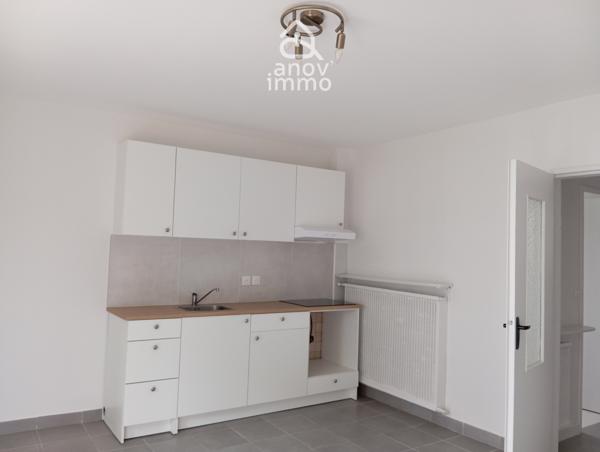 Appartement
                                                                                                                                                                                                                                                                                                                        2 pièce(s)                                                                                                                                                                                                          1 chambre(s)                                                                                                                                                                                                          40  m²