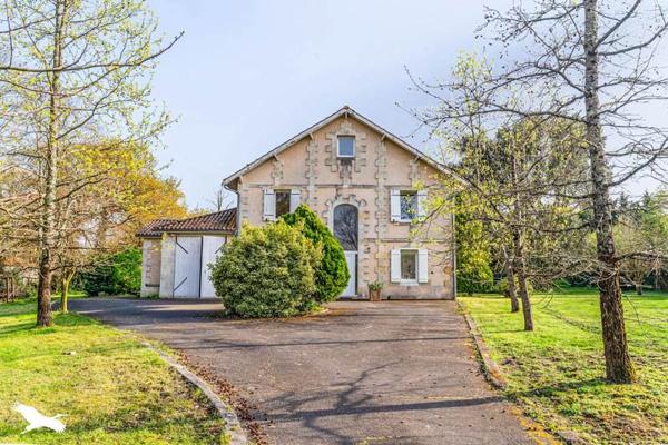 Maison à vendre |  Parempuyre |  8 pièces | 180 m²