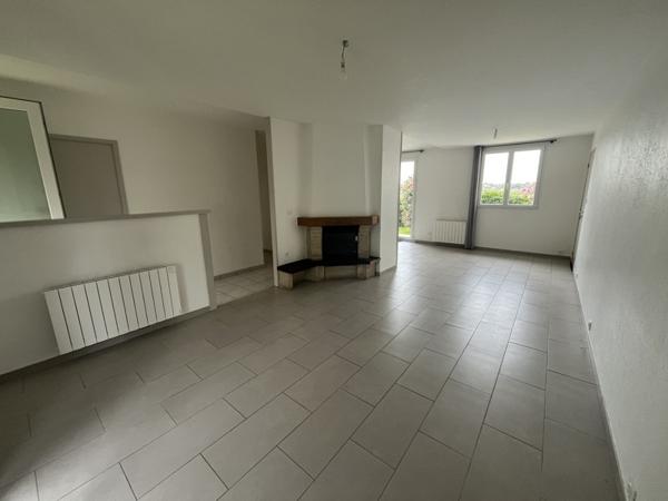 Maison à vendre |                                       Landivisiau |                                        4 pièces  |  73 m²