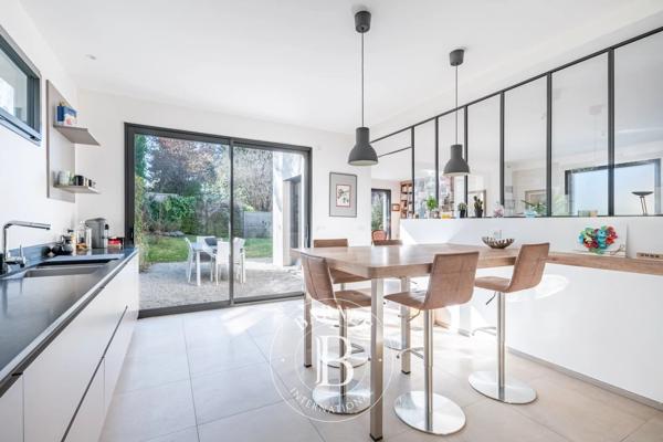 Fourqueux, Maison 4 Chambres -  227 m² à vendre