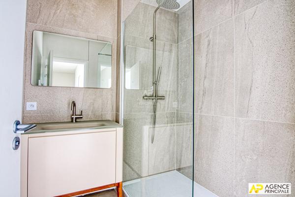 Versailles Notre DAME - Maison 3 pièces de 83.70 m² avec Terrasses 930 000 € ** - Référence 25897