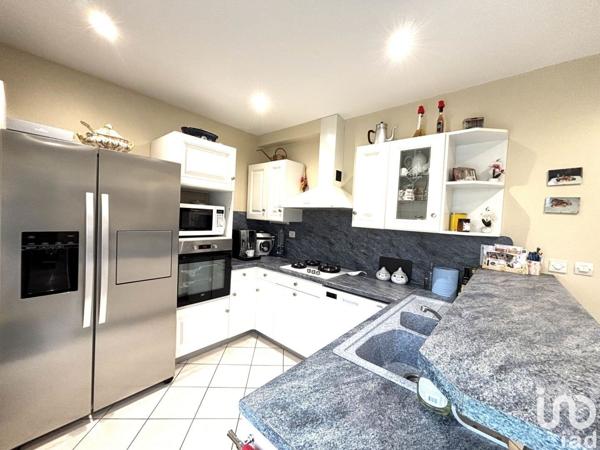 Maison 5 pièces de 124 m² à Crégy-lès-Meaux (77124)