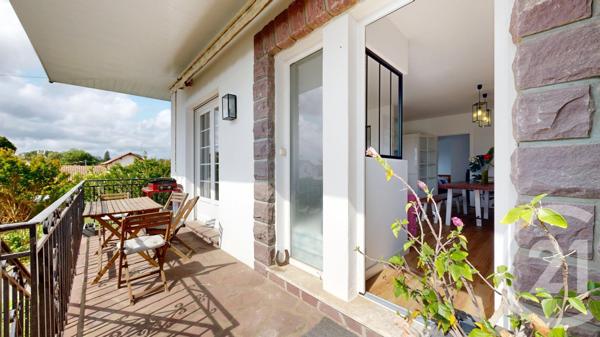 Appartement F5 à vendre  5 pièces - 111,76 m2 BOUCAU - 64