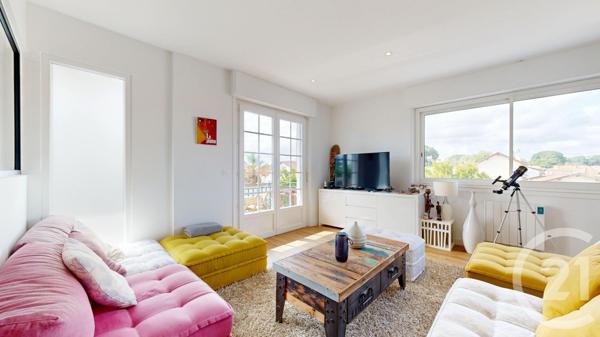 Appartement F5 à vendre  5 pièces - 111,76 m2 BOUCAU - 64