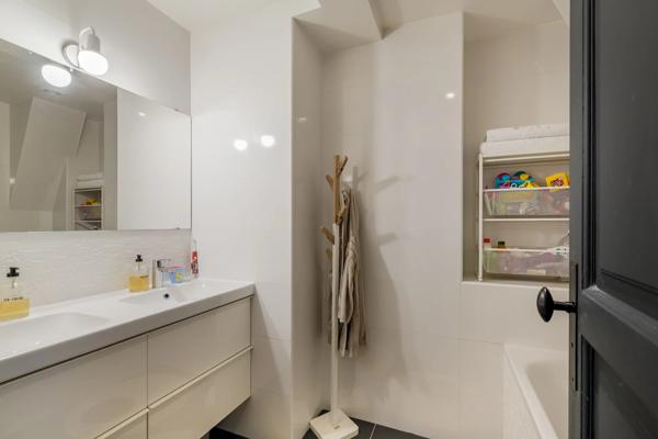Appartement Paris 9 e - SAINT-GEORGES