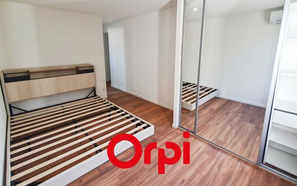 Appartement à louer    4 pièces • 137,22 m2 Sanary-sur-Mer