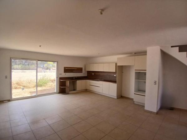 VILLA 2025 terrain 240 m² idéale famille