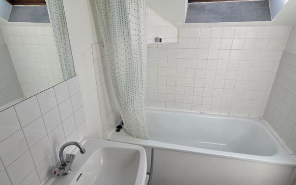 Appartement à vendre    1 pièce • 37 m2 Bourges