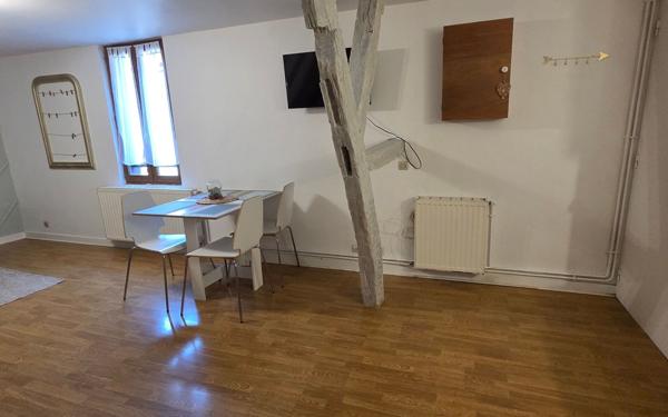 Appartement à vendre    1 pièce • 37 m2 Bourges