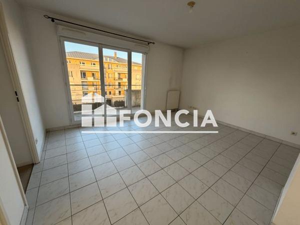 Location Appartement 2 pièces 43.42 m² - 1-3-5 IMPASSE RAOUL DUFY Elancourt 78990