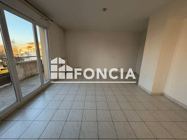 Location Appartement 2 pièces 43.42 m² - 1-3-5 IMPASSE RAOUL DUFY Elancourt 78990