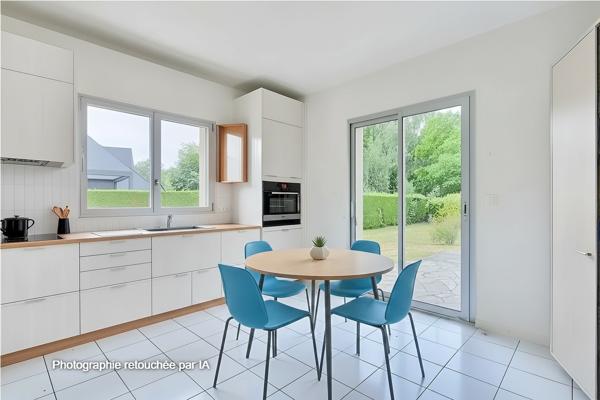 Maison
         9 pièces
        - 234 m² 748 800 € *