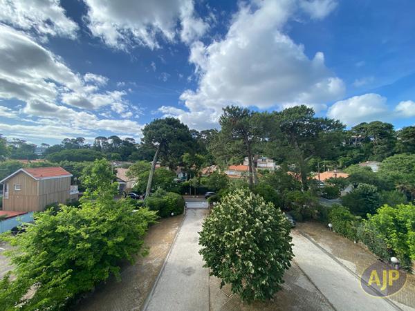 Appartement à louer Arcachon : 1 pièces, 27m² avec 0 chambre(s) à 800€ - AJP Immobilier Arcachon
