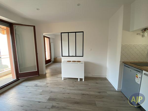 Appartement à louer Arcachon : 1 pièces, 27m² avec 0 chambre(s) à 800€ - AJP Immobilier Arcachon