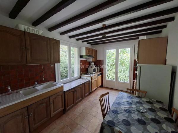 Vente                                                      Maison
                        
                     7 pièces                      161 m2                     à Gisors
