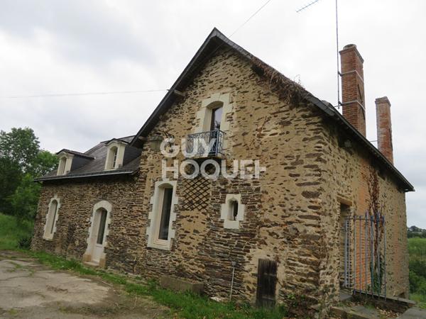 Maison  5 pièce(s) 202 m2 Axe Château-Gontier / Laval