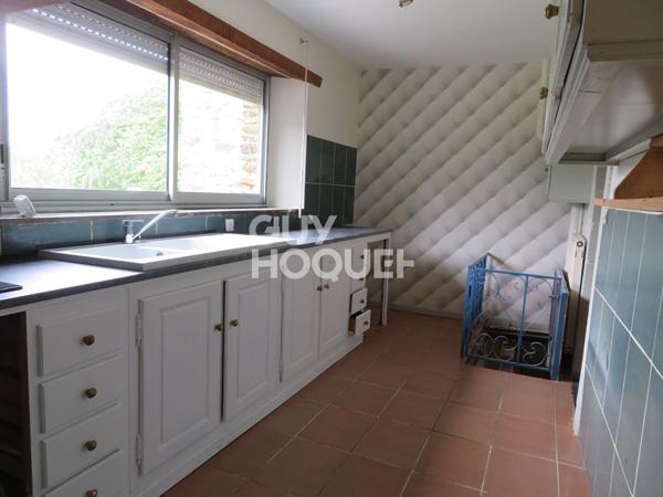 Maison  5 pièce(s) 202 m2 Axe Château-Gontier / Laval