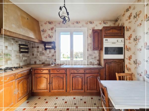 HANCHES (28) - Maison familial : Volumes, potentiel et sérénité * 4 Chambres + Bureau – Vie de plain-pied possible