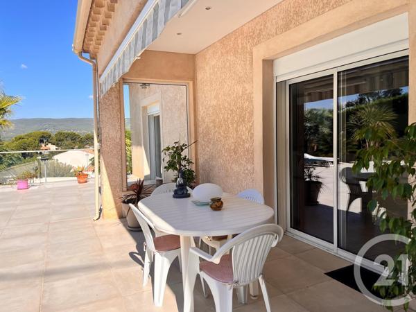 Maison à vendre  5 pièces - 162 m2 ST CYR SUR MER - 83