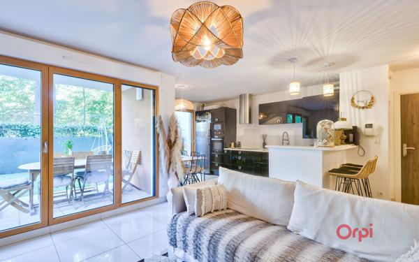 Appartement à vendre    3 pièces • 60,61 m2 Tassin-la-Demi-Lune