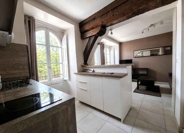 Charmant Appartement à Vendre à Étampes à 600 mètres de la gare.