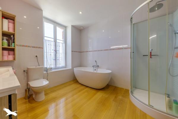 Maison à vendre 249 324 € Saint-Benoît-du-Sault 7 p 200 m² DPE C