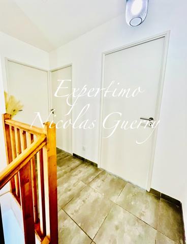 La Ciotat (13600) - MAISON MODERNE ET PROCHES COMMERCES -