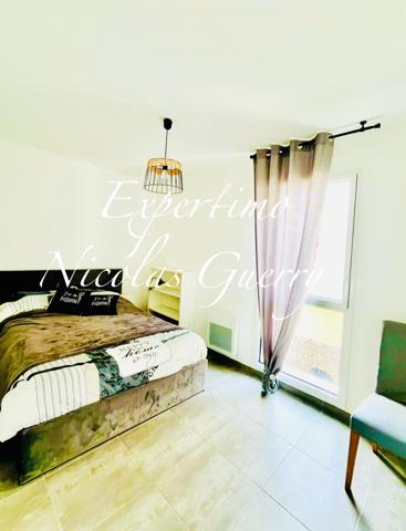 La Ciotat (13600) - MAISON MODERNE ET PROCHES COMMERCES -