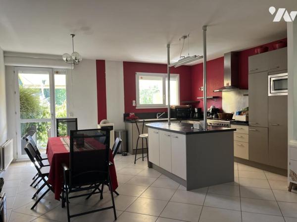 Maison  de l'ordre de 78 m² avec garage, terrasse et jardin