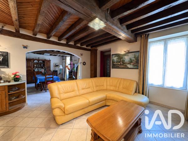 Maison à vendre 8 pièces 230 m² Sury-ès-Bois