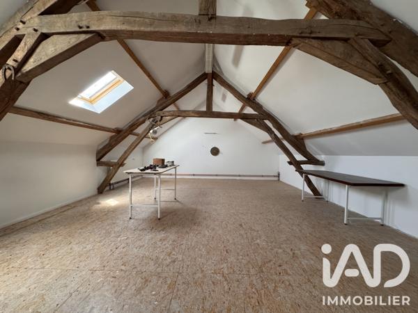 Maison à vendre 8 pièces 230 m² Sury-ès-Bois