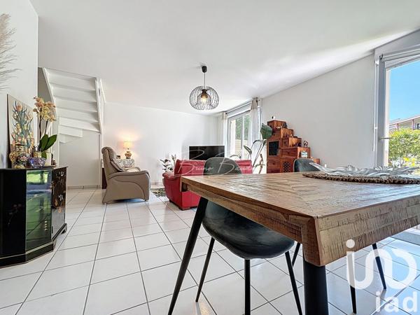 Maison 4 pièces de 87 m² à Créon (33670)