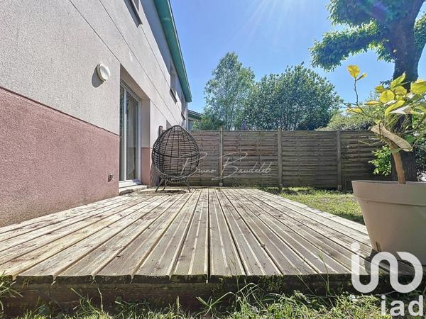 Maison 4 pièces de 87 m² à Créon (33670)