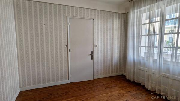 Lourdes – Cité mariale, Maison basque pleine de charme et de potentiel