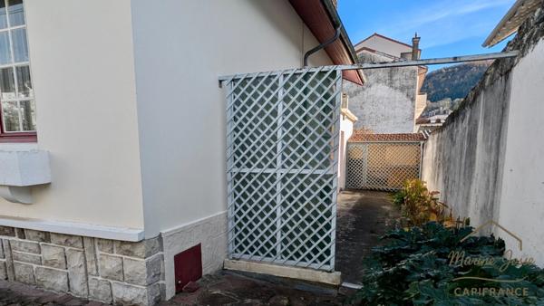 Lourdes – Cité mariale, Maison basque pleine de charme et de potentiel