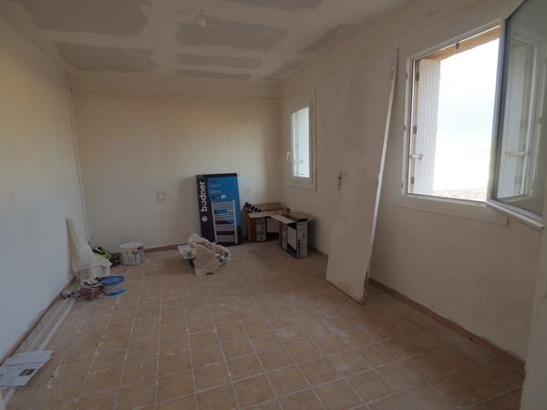 Carpentras (84200) Beau T2 renta 10% avec vue en cours de rénovation