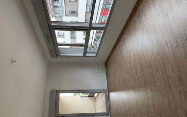 Appartement à louer    1 pièce • 30,59 m2 Champs-sur-Marne