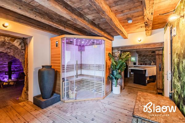 Corps de ferme rénové avec vue panoramique à vendre à Saint-Chamond