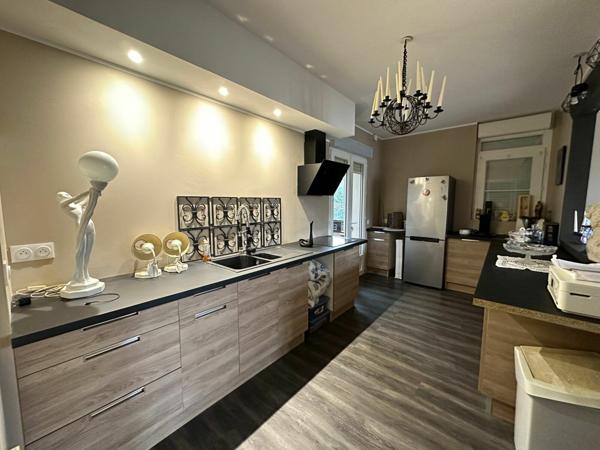 Maison à vendre    5 pièces •  L'Éguille