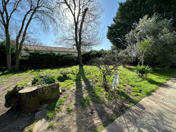 Maison à vendre    5 pièces •  L'Éguille