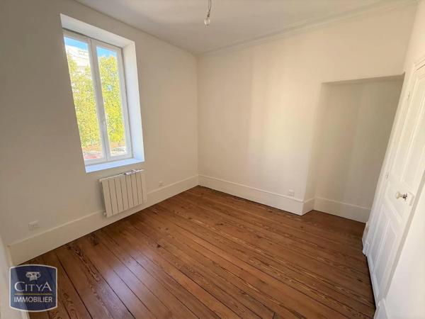 Appartement à louer 2 pièces 44.02m² Dijon (21000)