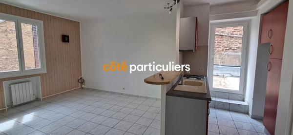 Location Appartement56 m² - 3 Pièces - FLAVIN (12450)