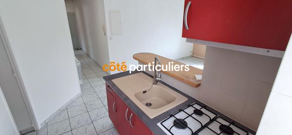 Location Appartement56 m² - 3 Pièces - FLAVIN (12450)