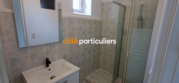 Location Appartement56 m² - 3 Pièces - FLAVIN (12450)