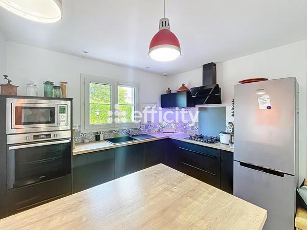 Maison 3 pièces - 77 m²