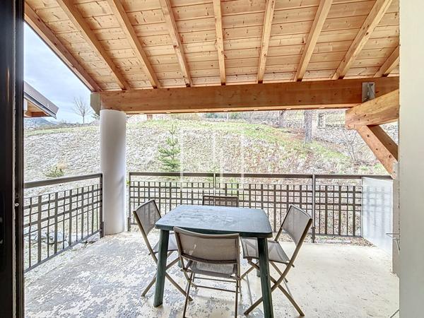 Duplex T3 meublé avec terrasse, parking et espace bien-être – Résidence Les Magnans à Jausiers Détails des diagnostics énergétiques