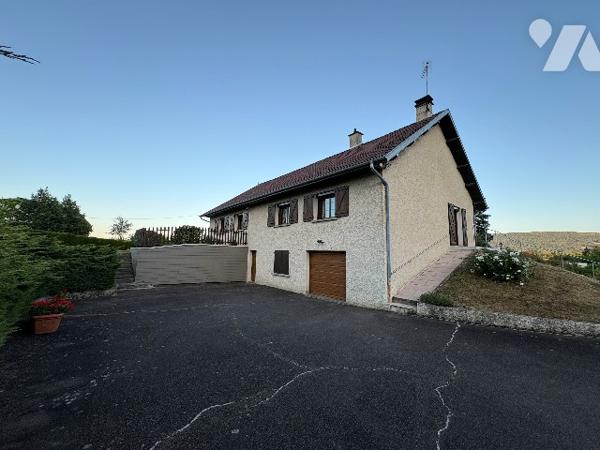 MAISON 164 m² avec 300 m² de surfaces annexes sur 5280 m² de terrain constructible