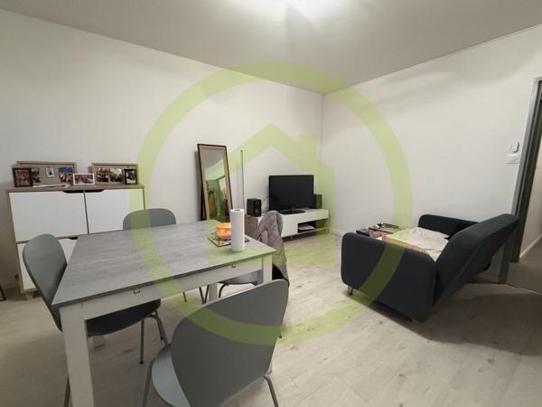 Appartement à GRAND CHARMONT (25200)