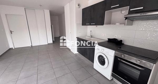 Location Appartement 3 pièces 62.63 m² - Mantes-la-ville 78711