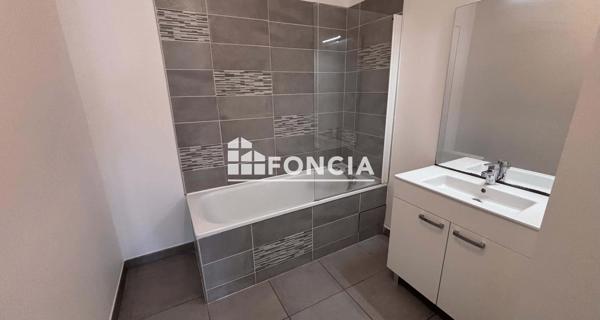 Location Appartement 3 pièces 62.63 m² - Mantes-la-ville 78711